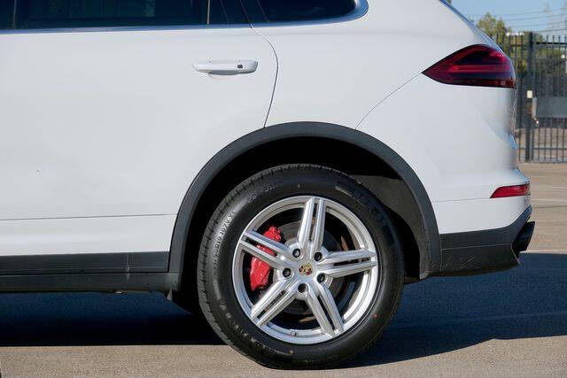 2016 Porsche Cayenne S