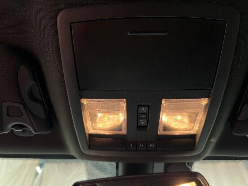 2016 Dodge Challenger R/T Plus