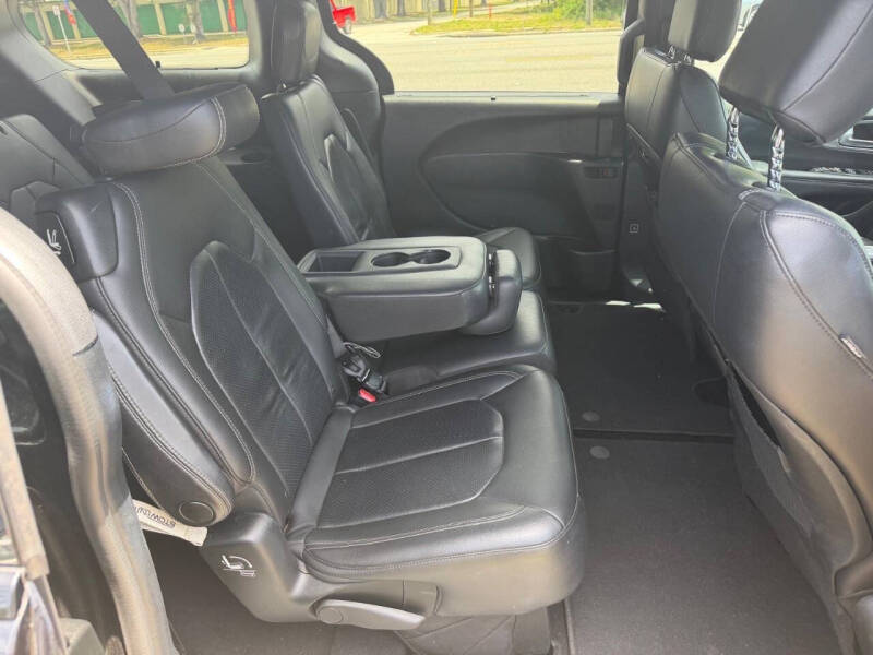 2018 Chrysler Pacifica Touring L