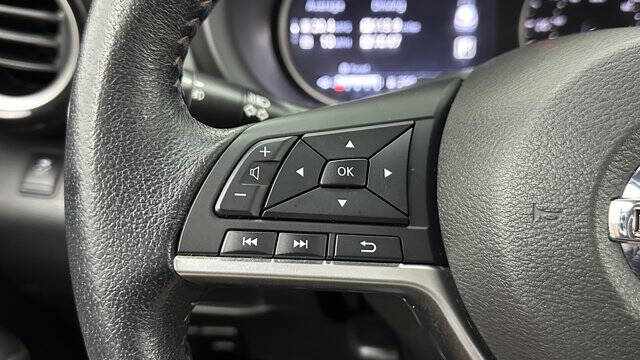 2018 Nissan Kicks SR