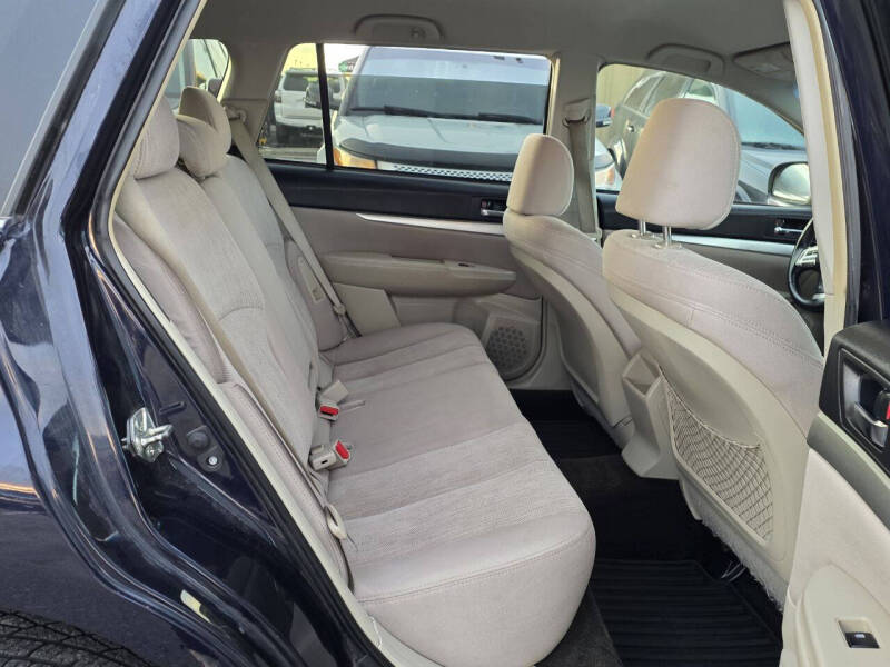 2013 Subaru Outback 2.5i Premium