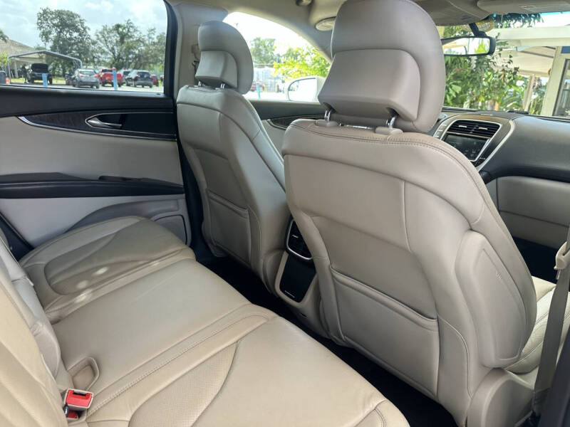 2016 Lincoln MKX Select