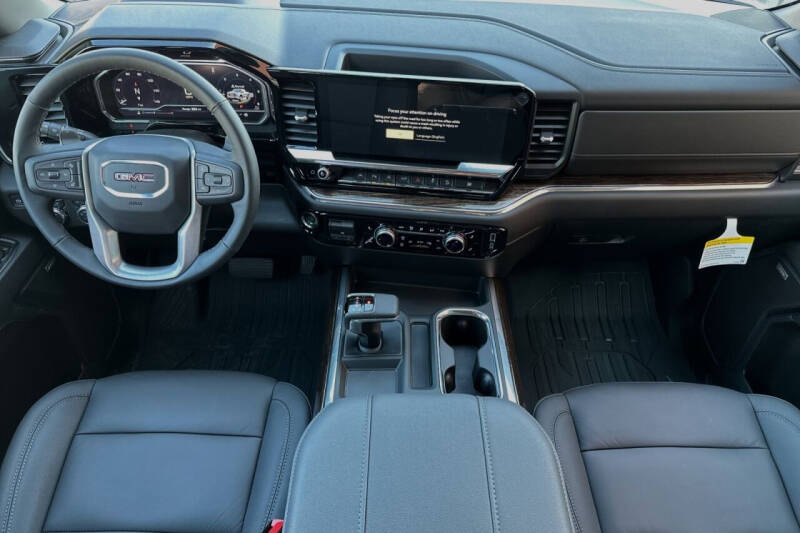 2024 GMC Sierra 1500