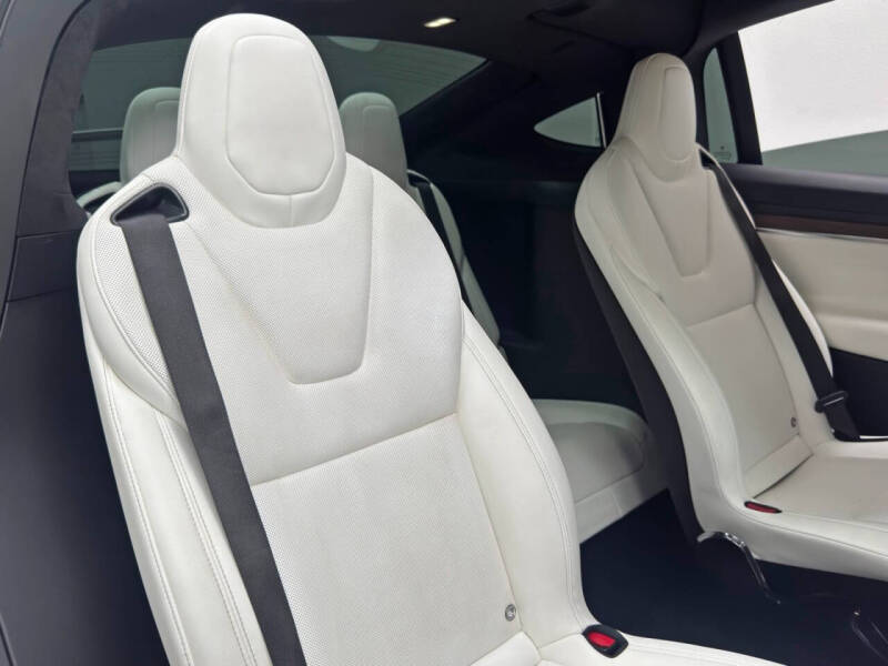 2022 Tesla Model X