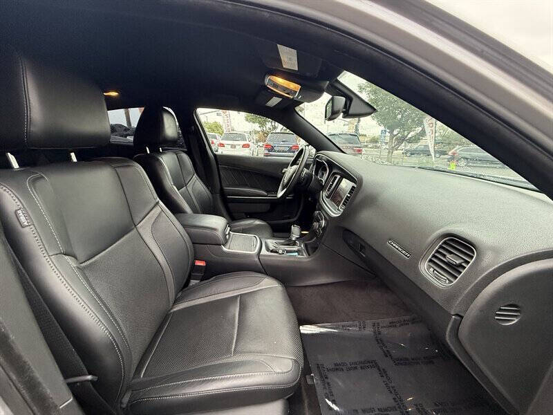 2016 Dodge Charger R/T