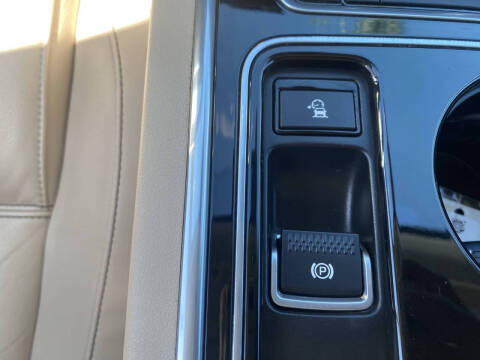 2017 Jaguar XE 25t Prestige