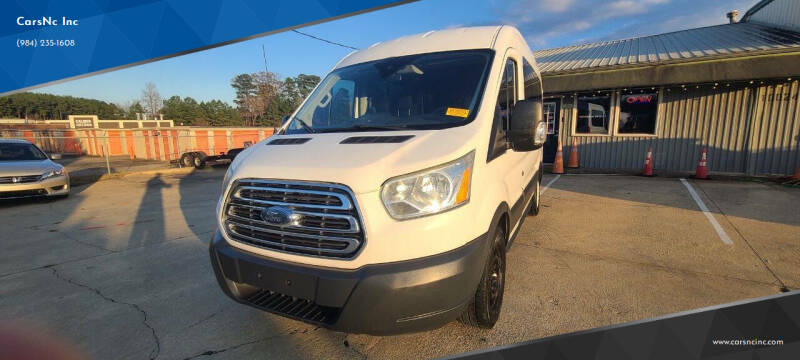 2015 Ford Transit XLT's photo