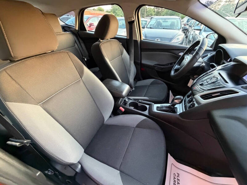 2014 Ford Focus SE