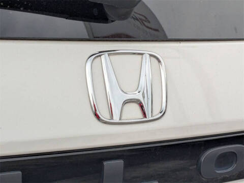 2024 Honda Pilot EX-L w/Rear Captain's Chairs