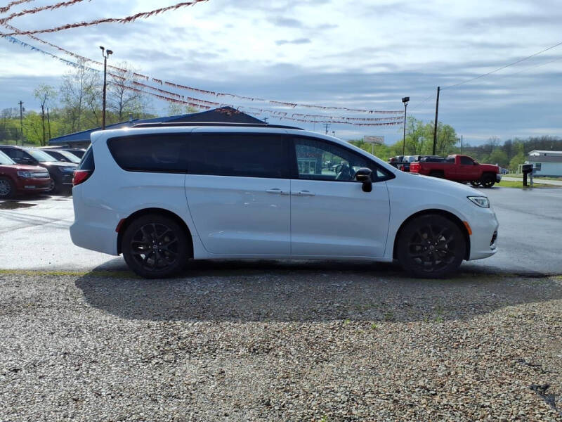 2025 Chrysler Pacifica Limited