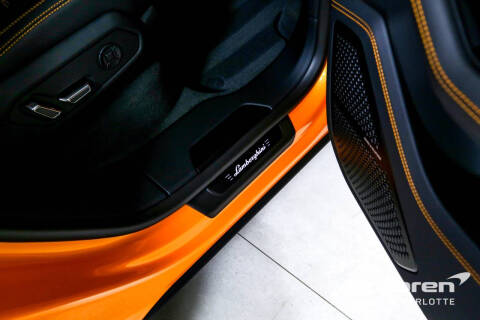 2023 Lamborghini Urus S