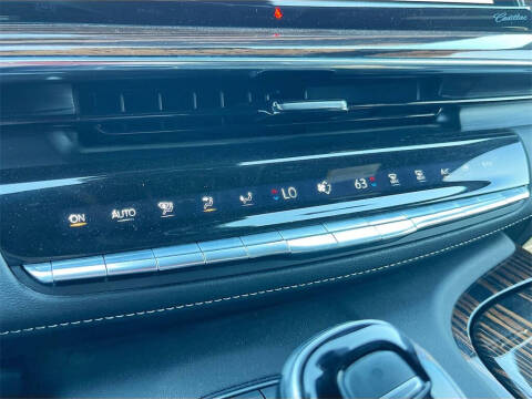 2024 Cadillac Escalade ESV Premium Luxury