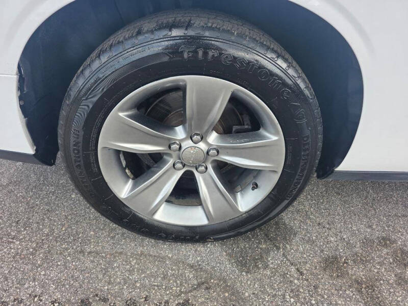 2015 Dodge Challenger SXT