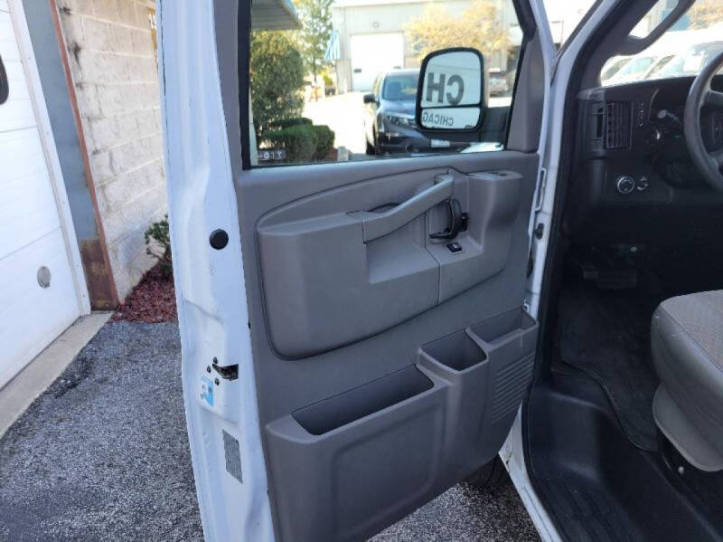 2017 Chevrolet Express LT 3500