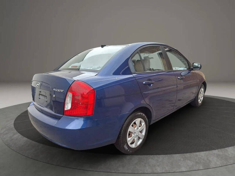 2010 Hyundai Accent GLS