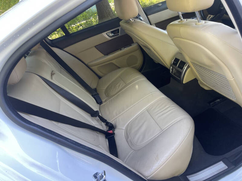2012 Jaguar XF