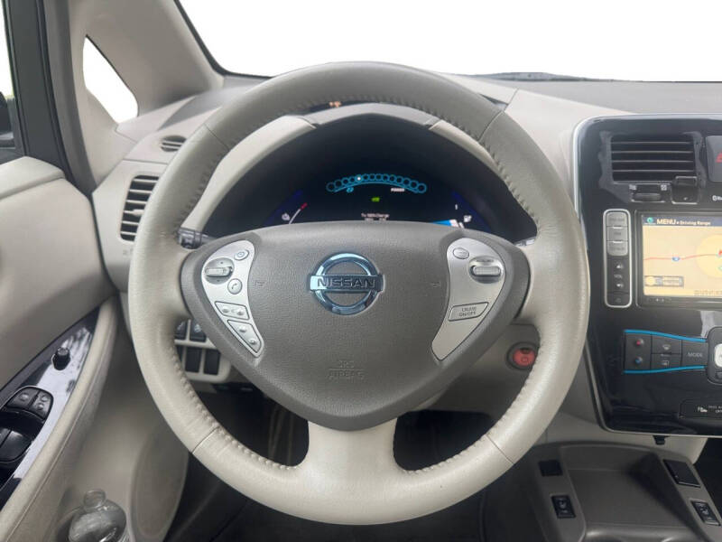 2012 Nissan LEAF SV