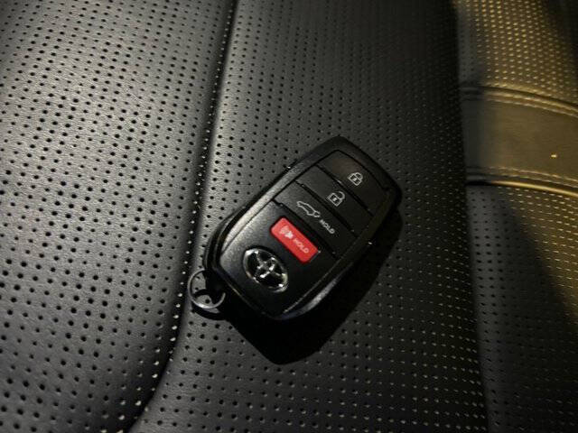 2025 Toyota Sequoia SR5