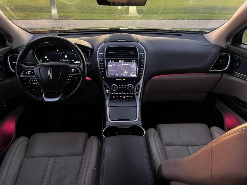 2019 Lincoln Nautilus Reserve