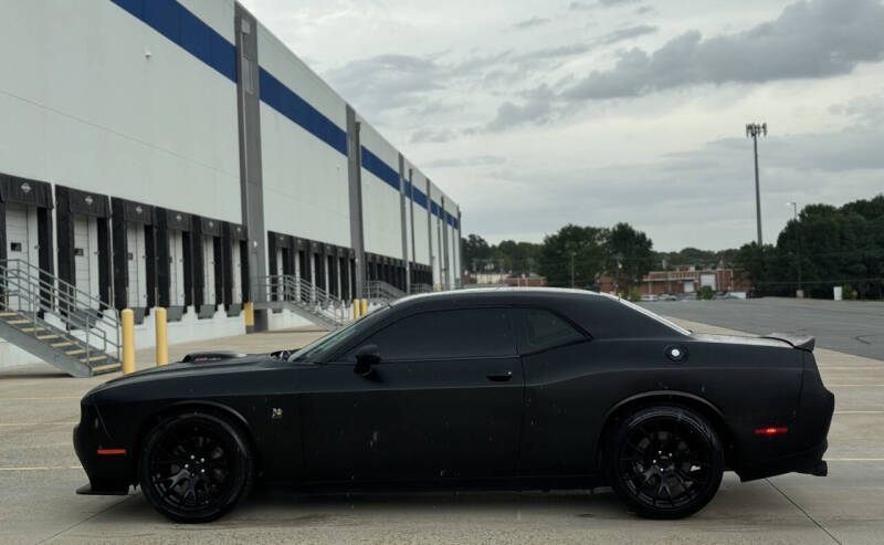2016 Dodge Challenger 392 HEMI Scat Pack Shaker