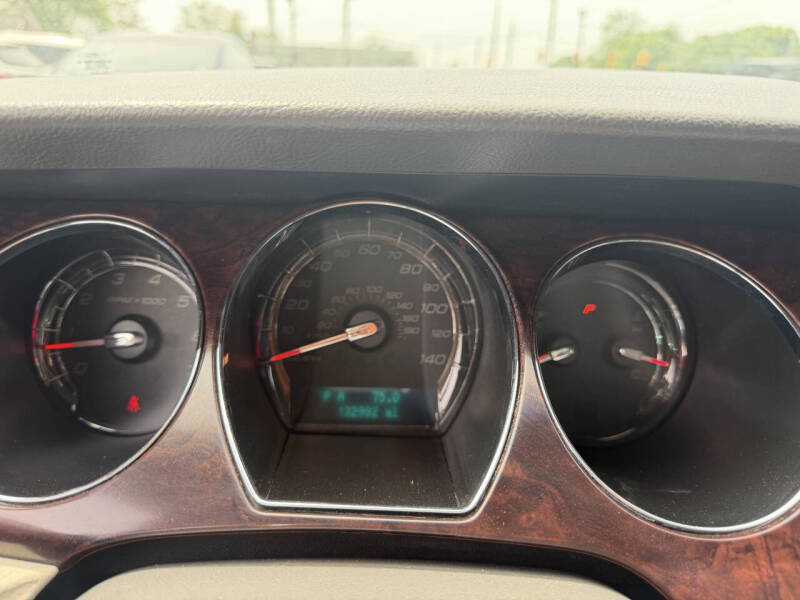 2010 Ford Taurus SEL
