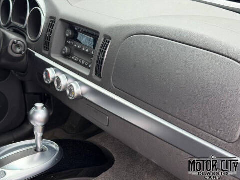 2003 Chevrolet SSR LS
