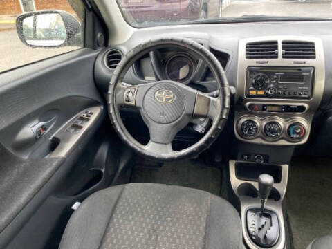 2013 Scion xD