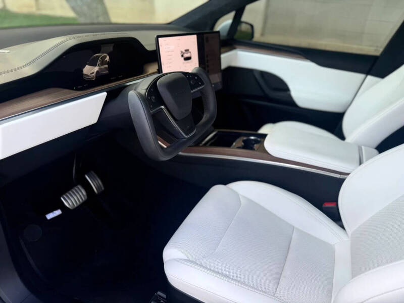 2024 Tesla Model X