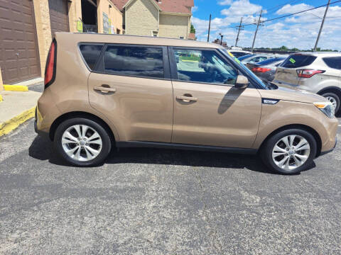 2015 Kia Soul +