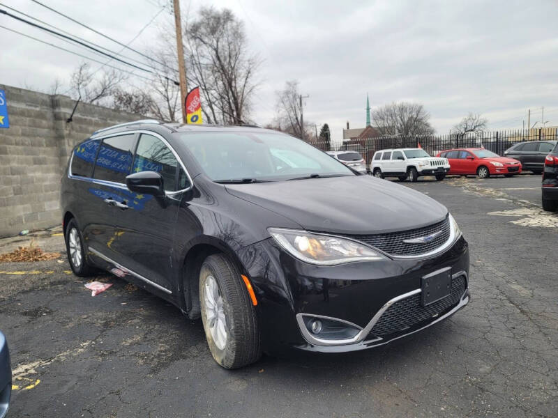 2018 Chrysler Pacifica Touring L