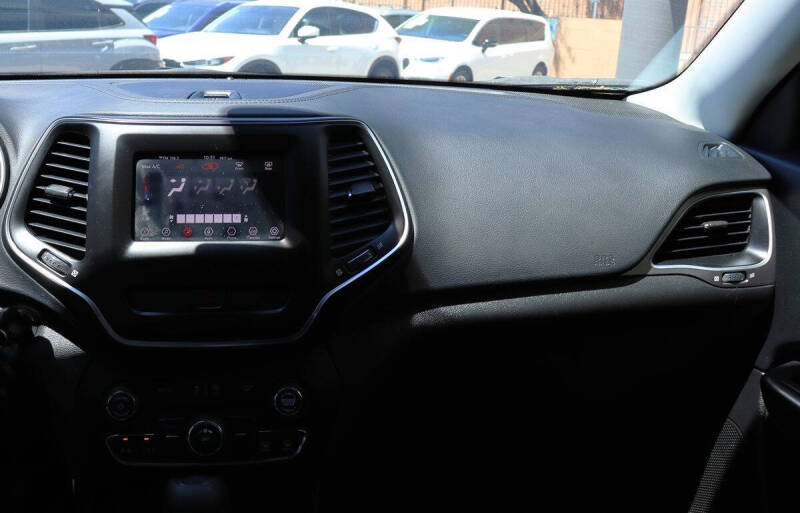 2020 Jeep Cherokee Latitude