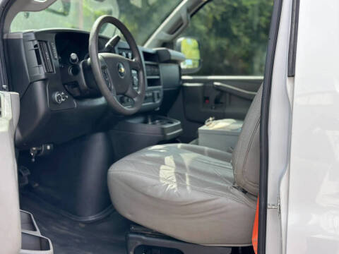 2018 Chevrolet Express 2500