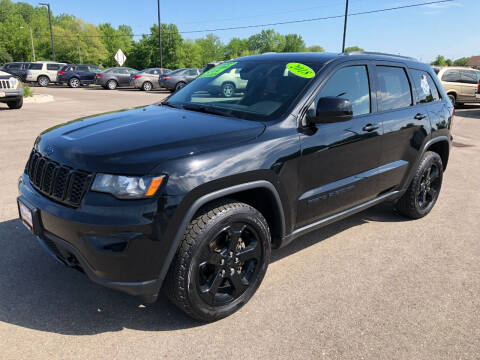 2018 Jeep Grand Cherokee for sale at Car Corral in Kenosha WI