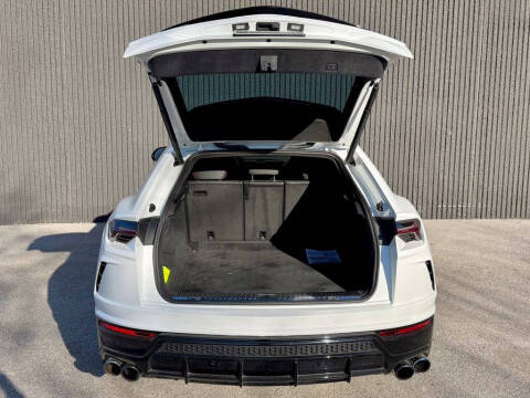 2021 Lamborghini Urus