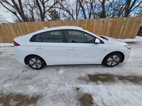 2020 Hyundai Ioniq Hybrid Blue