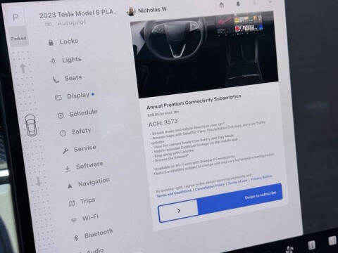 2023 Tesla Model S Plaid