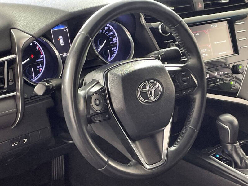 2018 Toyota Camry SE