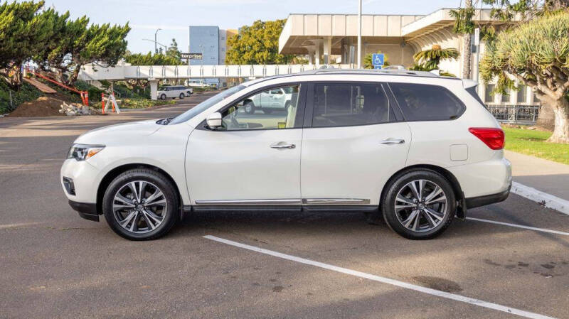 2020 Nissan Pathfinder Platinum