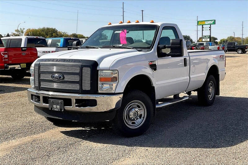 Used 2010 Ford F-250 Super Duty XL with VIN 1FTNF2B50AEB33810 for sale in Montevideo, Minnesota