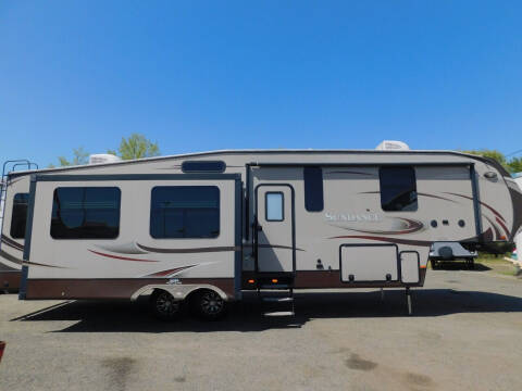 2014 Heartland SUNDANCE 3380RL