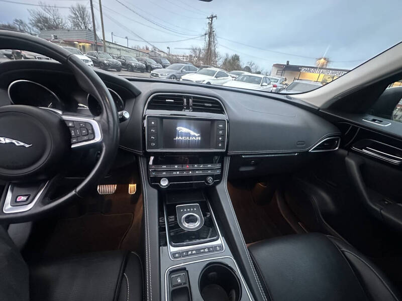 2017 Jaguar F-PACE S