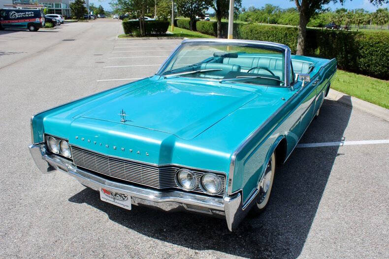 1967 Lincoln Continental