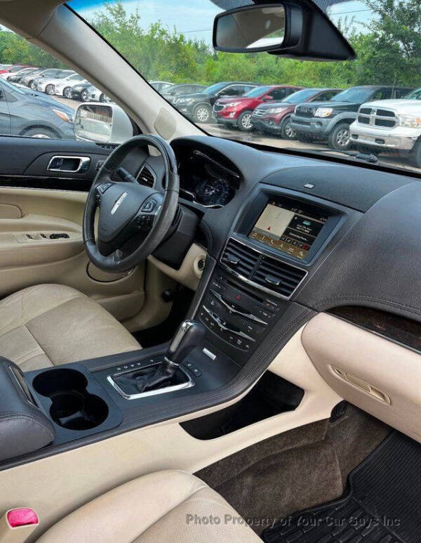2019 Lincoln MKT