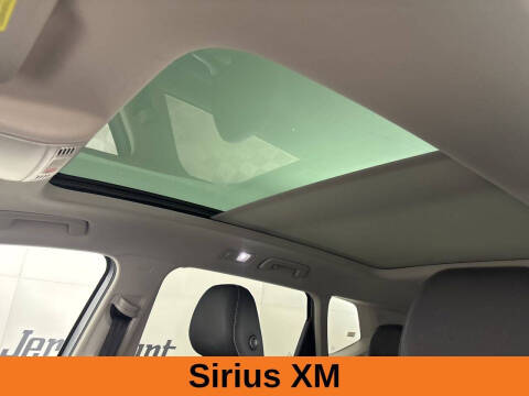 2024 Volkswagen Taos SE 4Motion