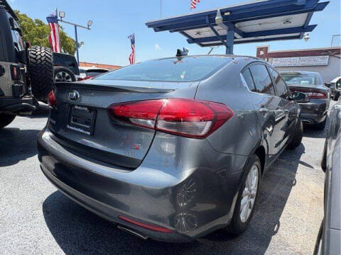 2017 Kia Forte S
