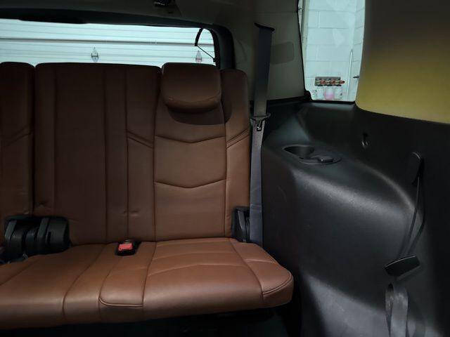 2017 Cadillac Escalade Luxury