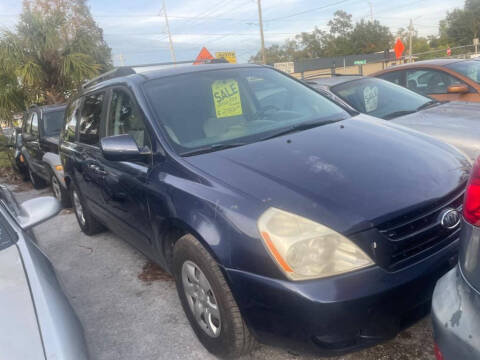 2008 Kia Sedona for sale at STEECO MOTORS in Tampa FL