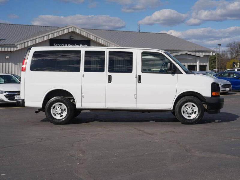 2017 Chevrolet Express LS 2500