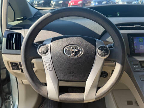 2014 Toyota Prius Three