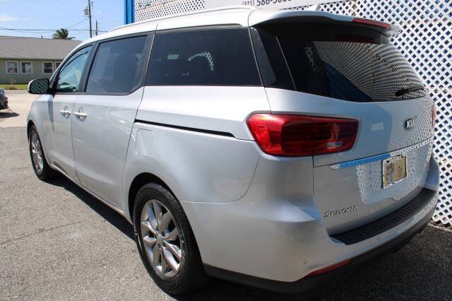 2021 Kia Sedona EX